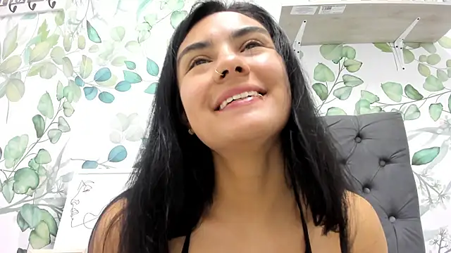 atilanadiaz7 online show from October 15, 4:07 pm