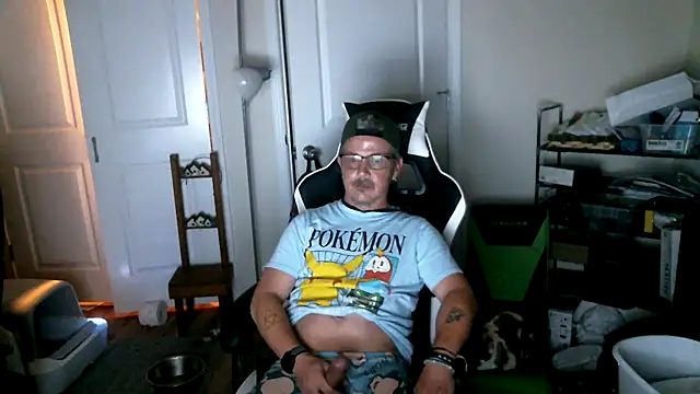 Raiff1982 online show from December 22, 12:35 pm