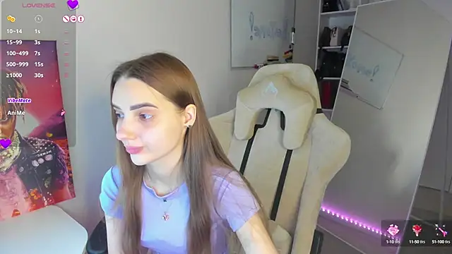   SilviaAbby   online show from January 1, 8:26 pm