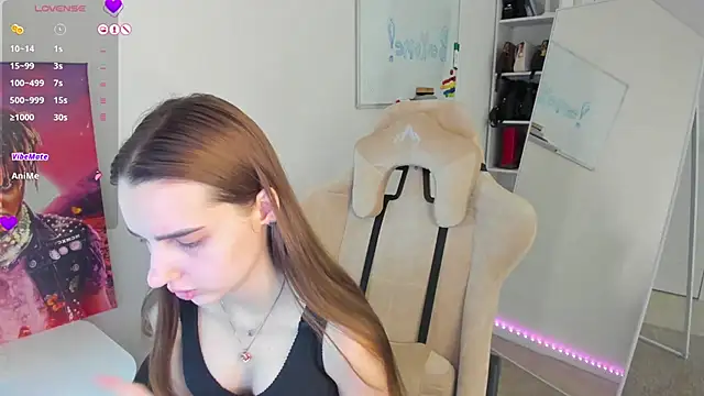   SilviaAbby   online show from January 5, 7:28 am