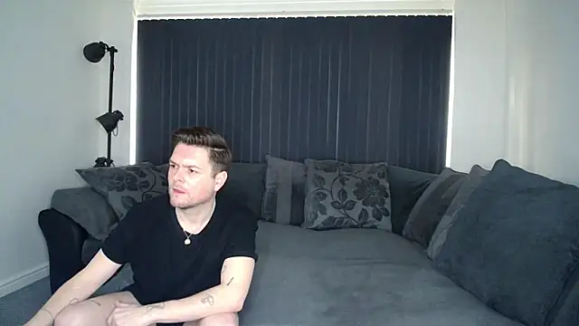 twotwinkhusbandss online show from March 3, 3:42 pm