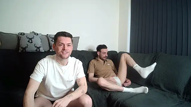 twotwinkhusbandss online show from April 28, 7:30 pm