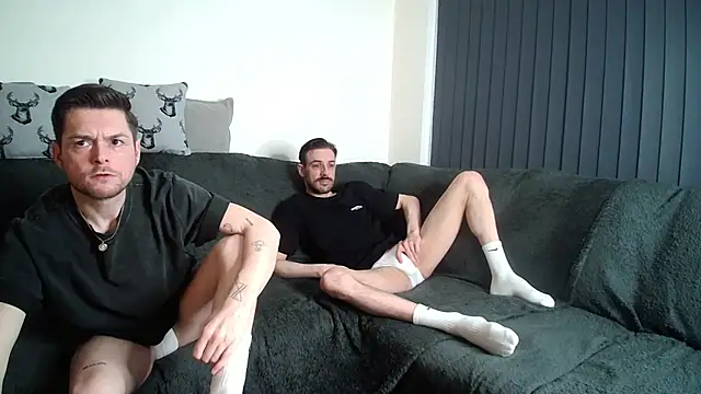 twotwinkhusbandss online show from May 14, 8:04 pm