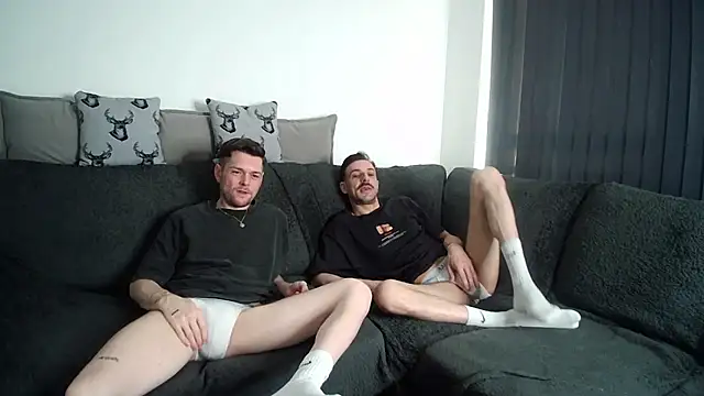 twotwinkhusbandss online show from June 26, 6:34 pm