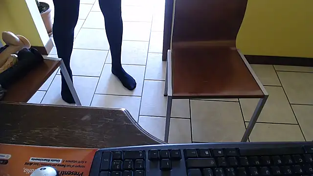 69porcellone69 online show from October 2, 6:53 am