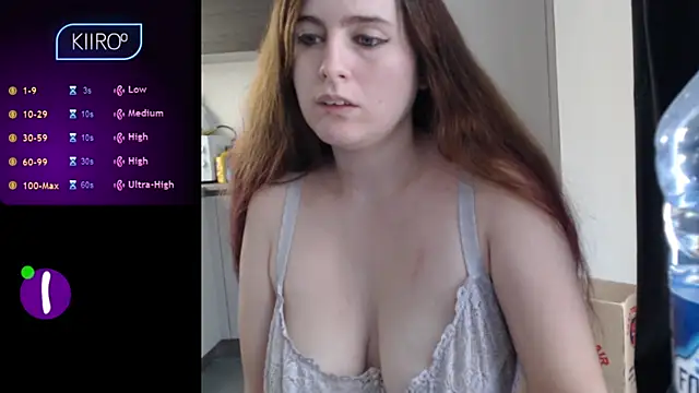 Snapshot of Dominahot4you chatting on September 26, 7:45 am Dominahot4you online show from September 26, 7:45 am