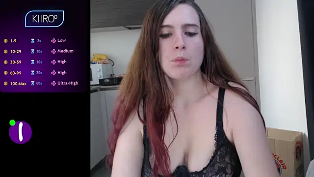 Snapshot of Dominahot4you chatting on October 7, 7:49 am Dominahot4you online show from October 7, 7:49 am