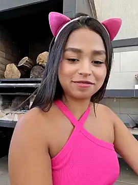 Snapshot of Juli_Walker chatting on January 30, 2:15 pm Juli Walker online show from January 30, 2:15 pm