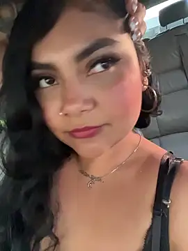 Snapshot of Juli_Walker chatting on March 14, 10:59 pm Juli Walker online show from March 14, 10:59 pm