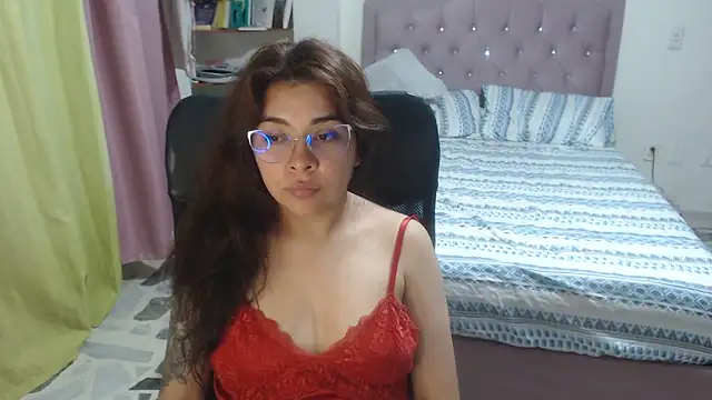Snapshot of Ana_Bella91 chatting on June 6, 1:54 am Ana Bella91 online show from June 6, 1:54 am