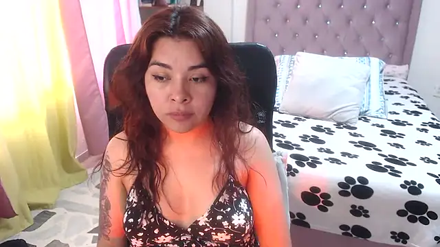 Snapshot of Ana_Bella91 chatting on June 8, 6:41 pm Ana Bella91 online show from June 8, 6:41 pm