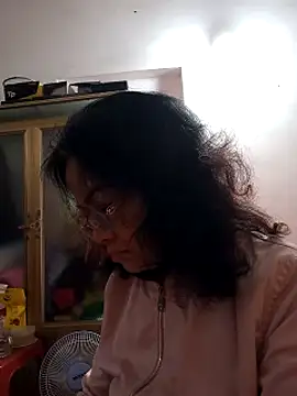 Hotestlove online show from February 19, 1:29 am