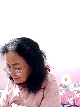Hotestlove online show from February 19, 8:33 am