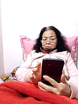 Hotestlove online show from February 19, 11:38 am