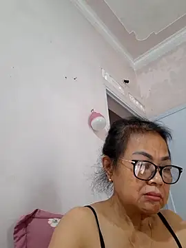 Hotestlove online show from June 8, 11:38 pm