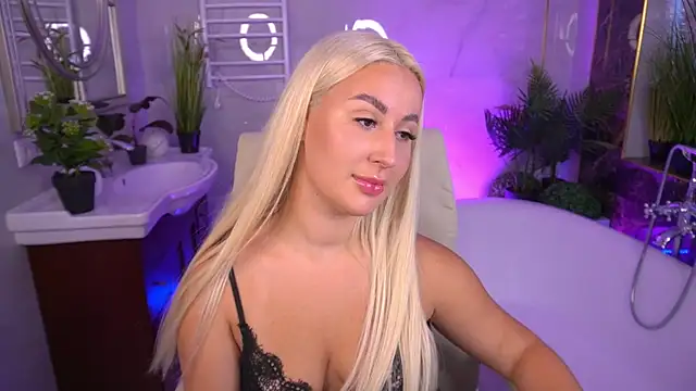 LiaBrazzerr online show from June 21, 2:08 pm