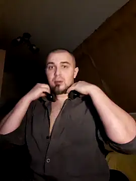 Foxyshaved online show from January 5, 6:35 am