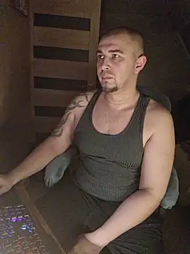 Foxyshaved online show from January 11, 6:18 am