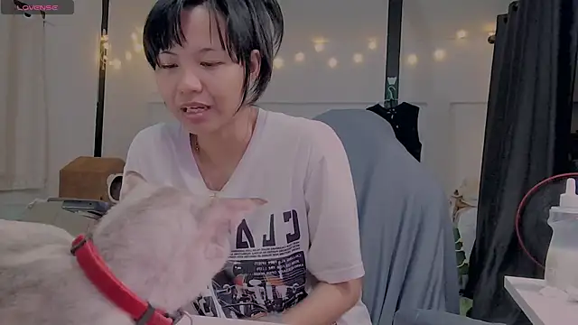 Kana G online show from February 1, 7:13 pm