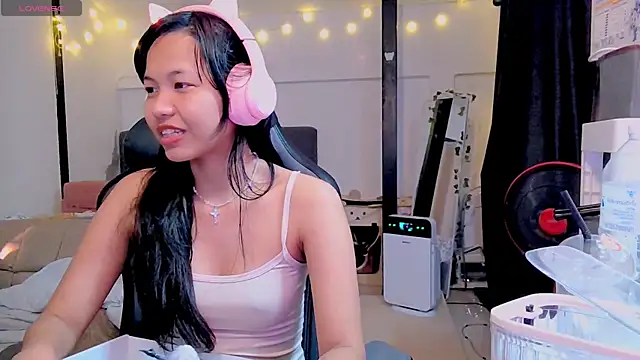 Kana G online show from February 7, 9:58 am