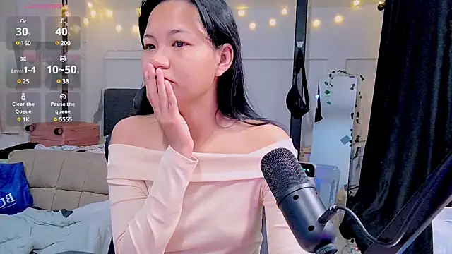 Kana G online show from February 9, 2:29 pm