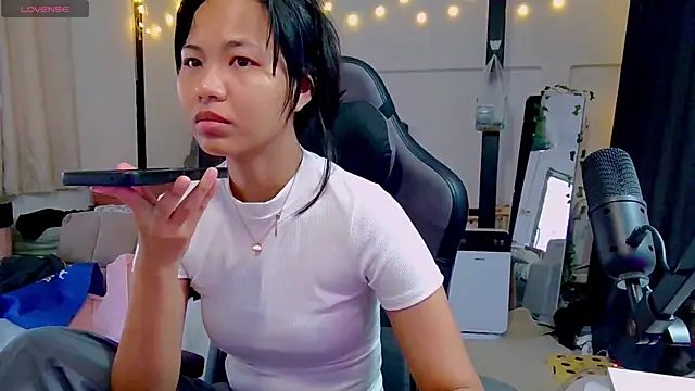 Kana G online show from February 10, 5:14 am