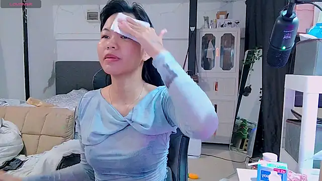 Kana G online show from February 17, 3:15 am