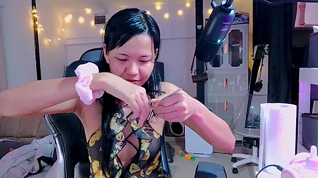 Kana G online show from February 17, 7:42 pm