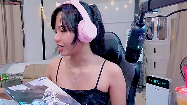 Kana G online show from February 20, 2:02 pm