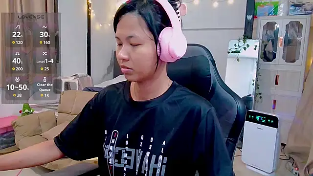 Kana G online show from February 21, 11:01 am