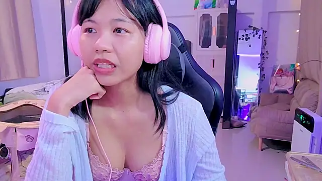 Kana G online show from March 8, 4:17 pm