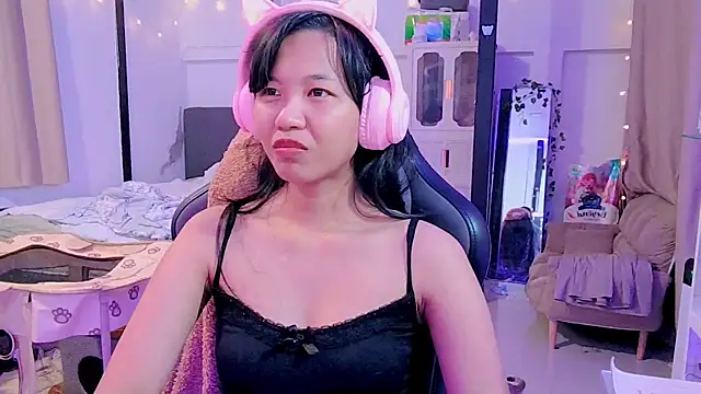 Kana G online show from March 10, 2:26 pm