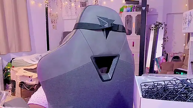 Kana G online show from March 16, 2:55 pm