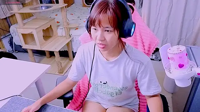 Kana G online show from May 18, 8:31 am
