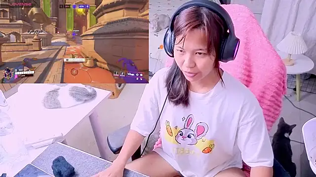 Kana G online show from May 30, 5:54 pm