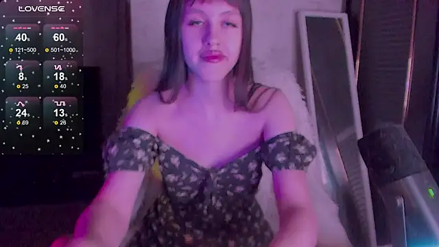 Snapshot of Sofagreen_ chatting on December 19, 11:01 pm Sofagreen online show from December 19, 11:01 pm