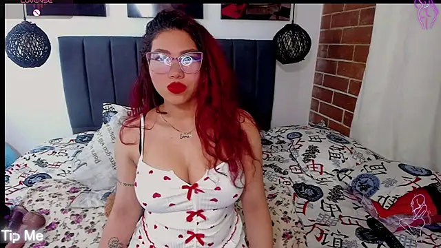 kyliejenner hot online show from March 15, 2:46 am