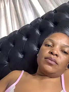 slimcateee online show from March 23, 6:16 am