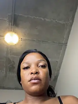 slimcateee online show from February 20, 5:48 am