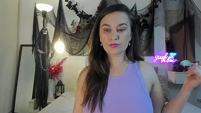 Snapshot of JoyCasidy chatting on October 28, 5:04 pm JoyCasidy online show from October 28, 5:04 pm