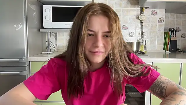 mia   mi online show from February 21, 2:06 pm