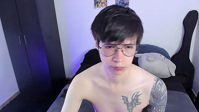 Aventure Twinks online show from October 14, 8:09 pm