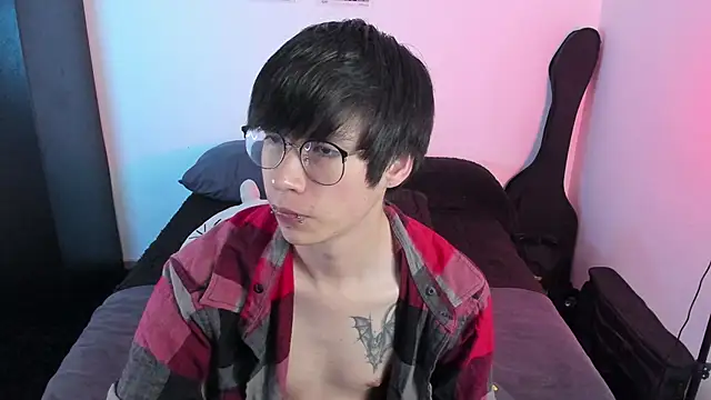 Aventure Twinks online show from November 25, 5:29 am