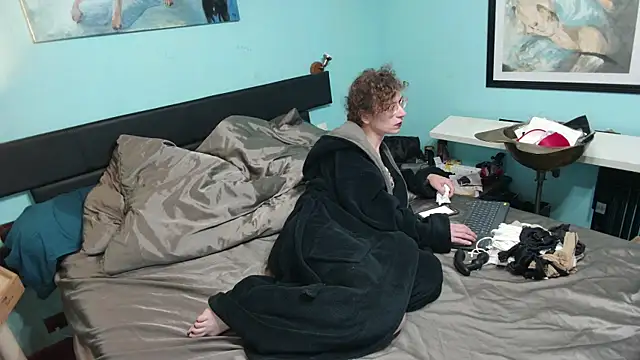 Prxscillia Tx online show from June 1, 3:52 am