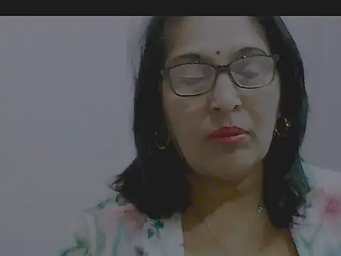 sexy69hotmum online show from February 25, 8:47 am