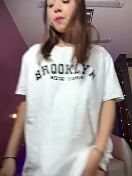 bunnys bells online show from February 1, 3:18 pm