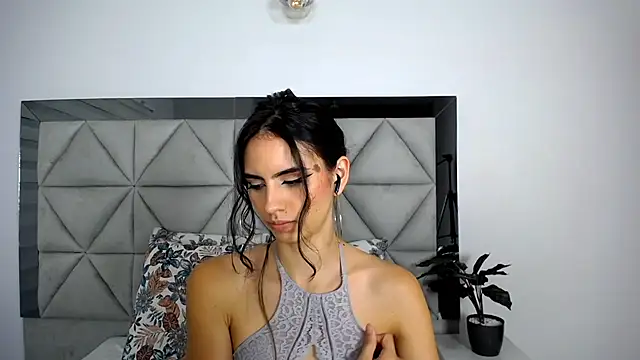 nina pons online show from January 9, 8:55 pm