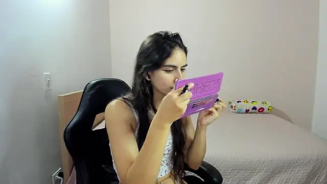 nina pons online show from May 28, 1:47 am