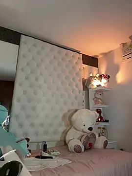 ZarahEvans online show from February 12, 11:20 pm