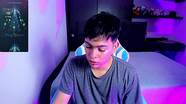 Snapshot of Franco_Rizzo_ chatting on December 8, 10:57 pm Franco Rizzo online show from December 8, 10:57 pm